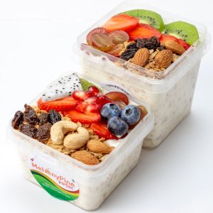 1 bowl of 330ml Tropical Deluxe Parfait and 1 bowl of 500ml Exotic Berry Parfait