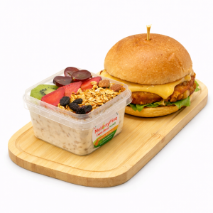 🍔330ml Exotic Berry Parfait + Single Crunchy Jazzy's Burger + FREE DELIVERY